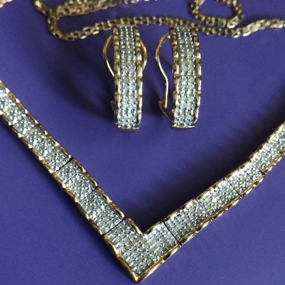 14K GF/Sterling Silver Natural 1ctw Diamonds Ladies V Necklace + Earring set! - Picture 3 of 15